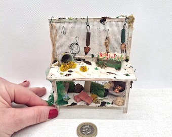 Dolls House Potting Bench, Miniature Garden Furniture, Dollhouse Garden