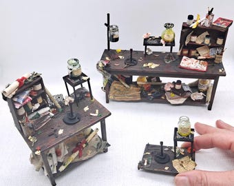 Accessori medici in miniatura per casa delle bambole in scala 1/12, flacone di pillole e capsule - Italia