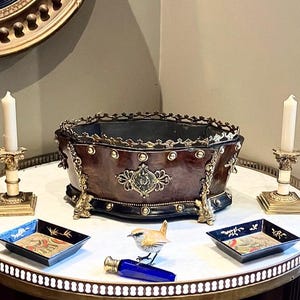 The Countess had her Butler buy an Antique French Burr Wood Gilt Dolphin Jardiniere for her Villa in Positano & book a table at La Tagliata