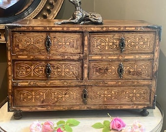 The Countess loved the Antique 17th Century Italian Miniature Table Cabinet from the Viconte,all a girl needs is a rich Italian & a Maserati
