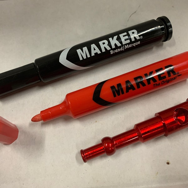 Collectible Marker Pipe + FREE MYSTERY GIFT