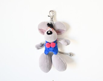 Peluche porte clé Diddl, vintage, souris grise à salopette bleu