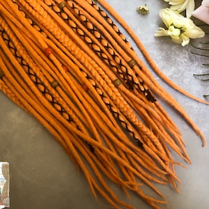 Wolle fürchtet Aprikose Doppelendes oder einseitiges weiches gefälschtes Merino-Dreadlocks-Set