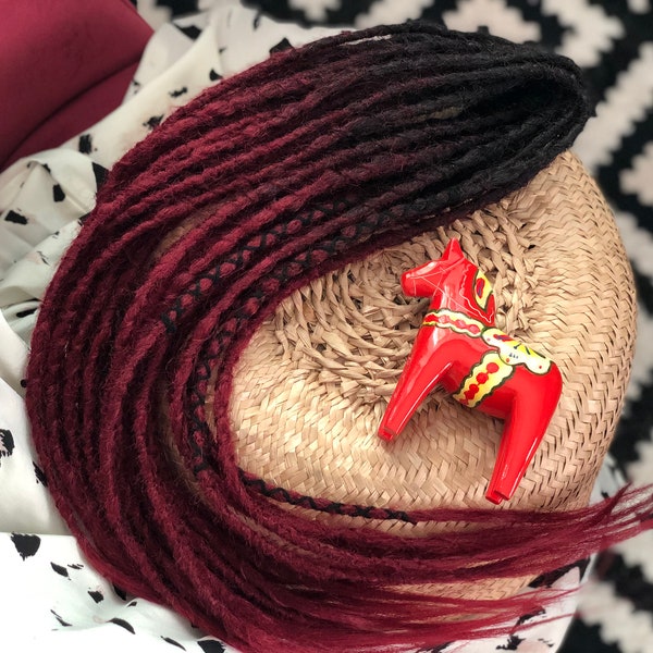 Natural look  synthetic dreads Black to burgundy ombre dark red maroon Double ended or Single ended Realistic and soft Fake dreadlocks set