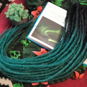 Synthetic dreads Black to dark emerald green ombre Natural look Double ended or Single ended Realistic soft Fake dreadlocks set