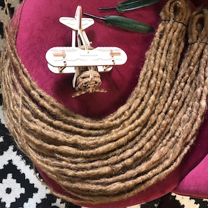 Synthetic Dreads: Dark Blonde, Caramel, Ash - Natural Look