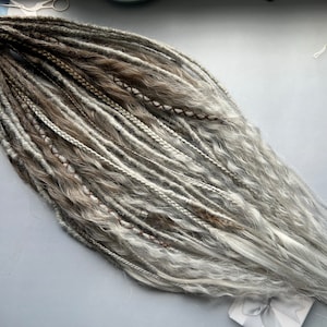 Ombre Brown Gray Synthetic Dreads: Braided Hair Extensions with Feathers