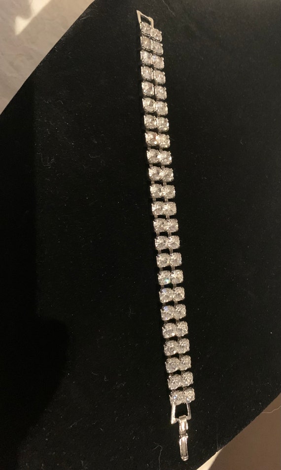 Stunning vintage double strand clear rhinestone br