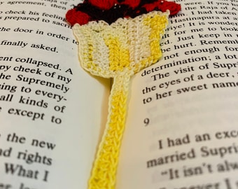 Cupcake Bookmark Crochet Pattern, Handmade Gift Ideas for Book Lovers, Motif Pattern, Instant Download PDF with Photos by Knotty.Yarn