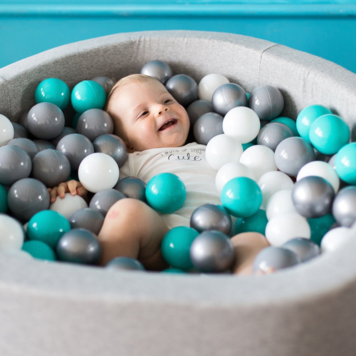 Foam Ball pit with 200 balls Etsy