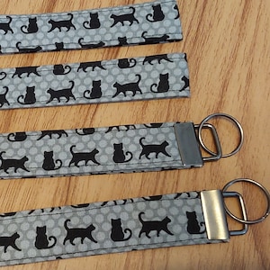 Bracelet porte-clés, porte-clés en tissu, bandoulière, porte-clés fait main, imprimé chat noir
