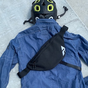 Tech slings, Hip pack, fanny pack, cycling hip bag, shoulder bag for bike.