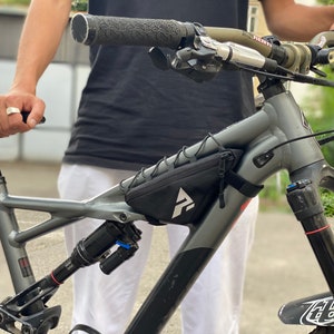 Mini frame bag, for specialized enduro L image 3