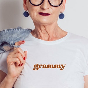 Grammy Shirt, Grammy Gifts, Shirt For Grammy, Grammy TShirt, Announcement Shirt, Retro Grammy T Shirt, Mother's Day gift for Grammy Grandma
