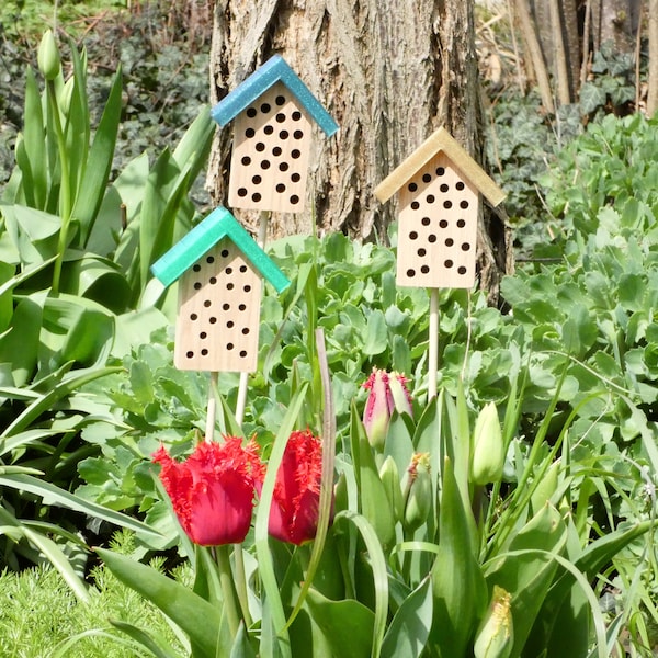 Insektenhotel TINY BEE HOUSE 3er Set (5,6 & 7mm), Wildbienen Insekten Garten Balkon Wiese Terasse Geschenk