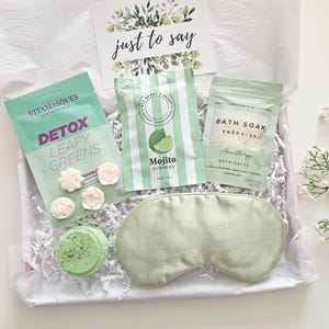 BOTANICAL BLISS pamper gift box, spa hamper for her, birthday gift for women, self care package, thank you gift, just because gift box