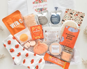 AUTUMN GIFT BOX for Her, Halloween Self Care Gift, Cosy Pamper Box, Spooky Season Gift, Halloween Care Package for Women, Cosy Gift