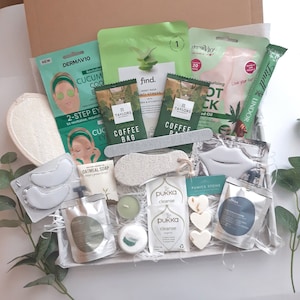 AT HOME SPA gift box for her, Birthday Pamper hamper, Gift set for women, Beauty Pamper box, Spa in a box, Self care package kit, Date night image 1