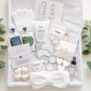 MUMMY TO BE Pregnancy Spa gift box, Baby mama pamper hamper, New mum self care gift set, New baby arrival gift, Bump to baby hamper