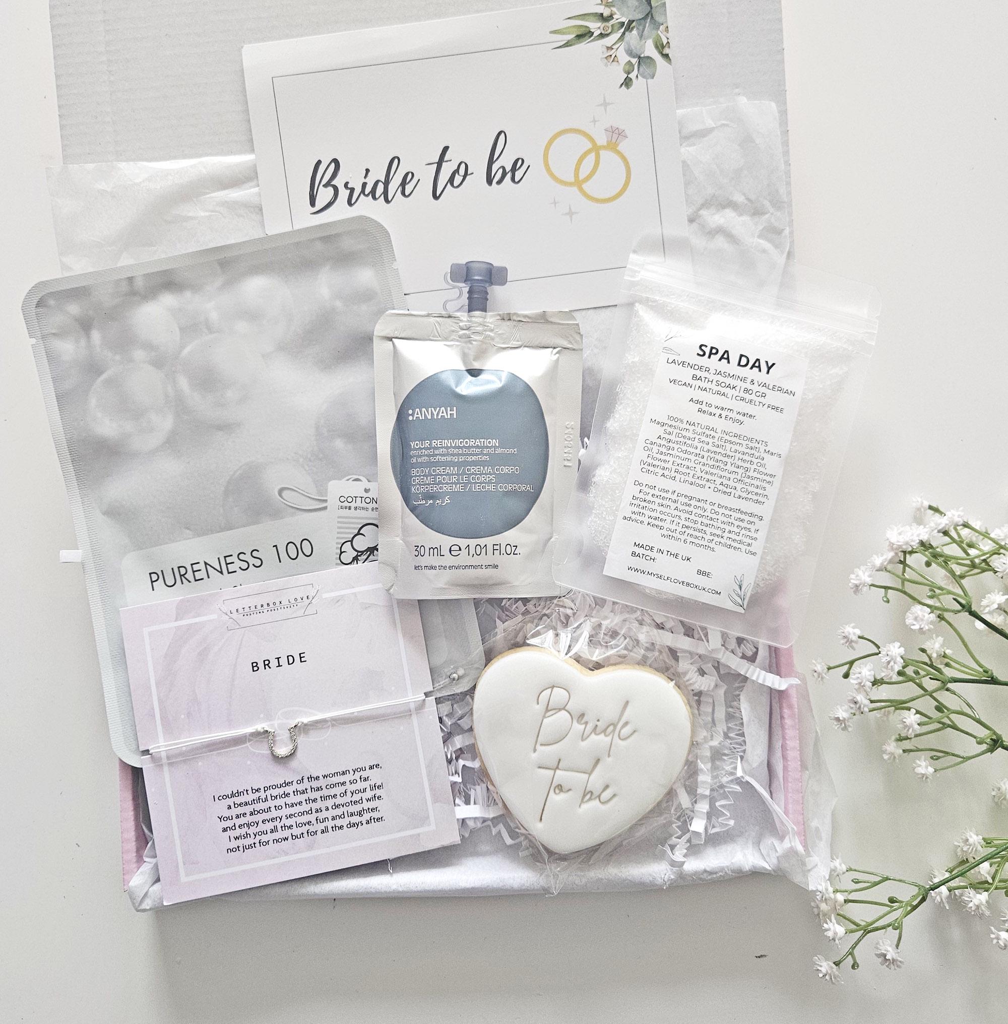 BRIDE TO BE Gift Box | Bridal Pamper Hamper | Engagement Gift | Hen ...