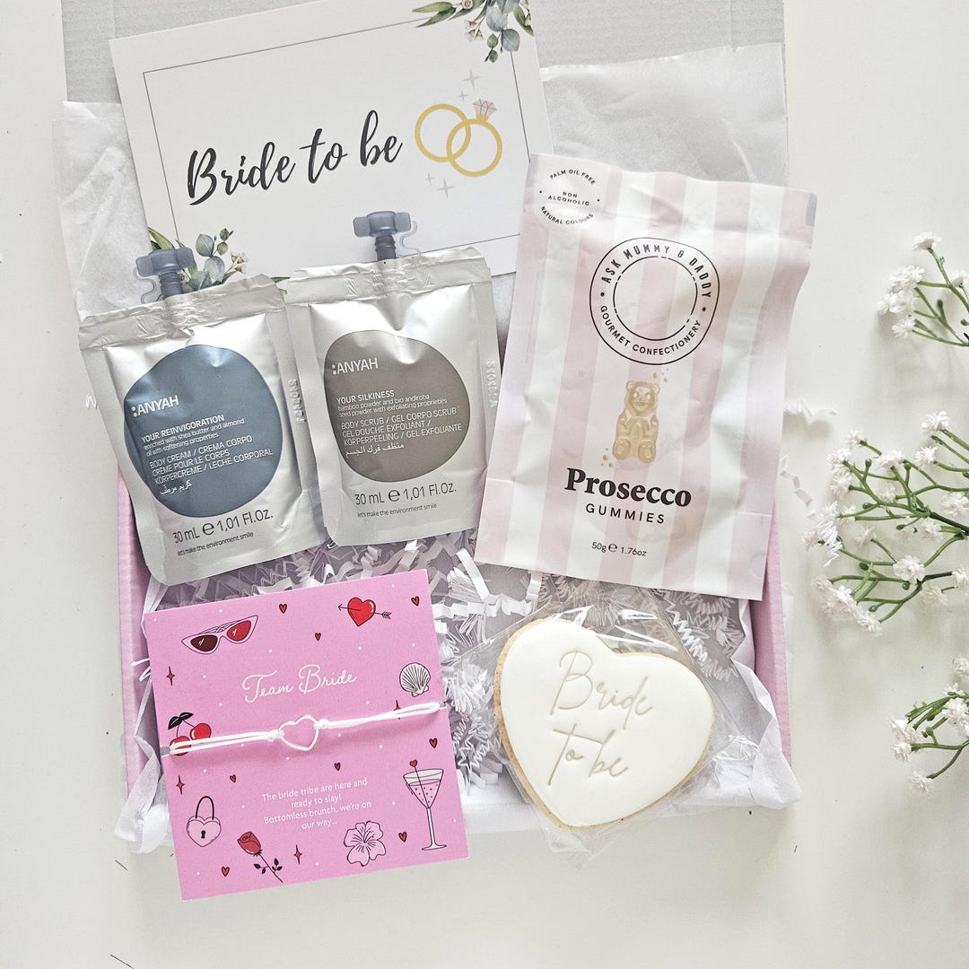 TEAM BRIDE Spa Gift Box, Bride to Be Pamper Gift Set, Pamper Box for ...