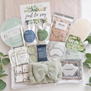 SPA & RELAXATION Spa gift box for women, Birthday pamper hamper gift set for her, Bridesmaid Self care package, Bride to be,Hygge Cosy gifts