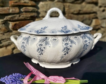 Antique French Stoneware Luneville K G, Model LUC, Soupiére, Soup Server, Tureen, Serving dish. Antique French Floral, Swirl Pattern, Dish