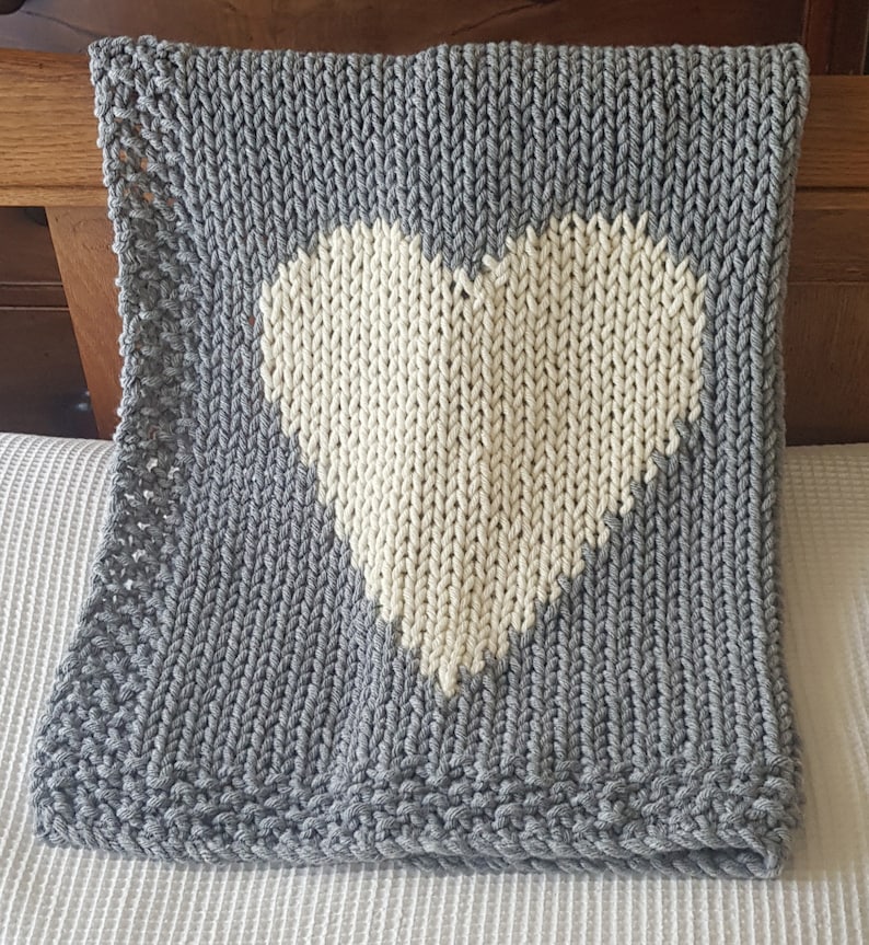 Heart Baby Blanket Knitting Pattern: Chunky Knit (PDF Pattern) - Etsy