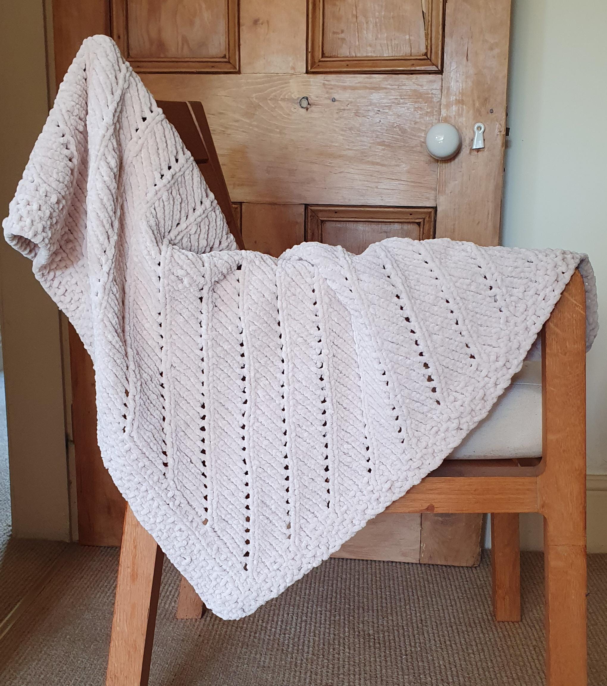 Baby Blanket Knitting Pattern Chunky Diagonal Lace Design in
