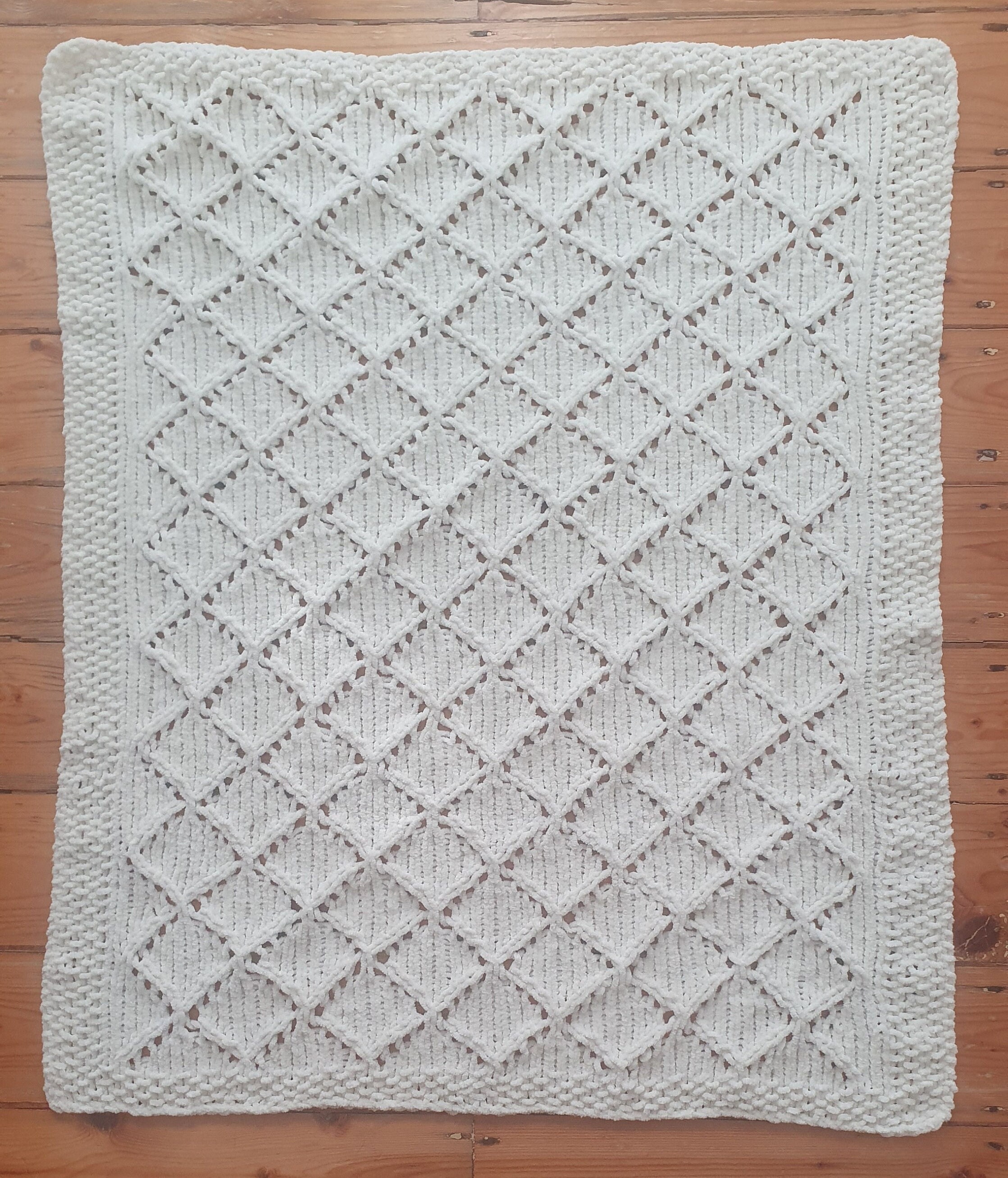 Baby Blanket Knitting Pattern - Chunky Diamond Lace Design in 3 Sizes ...