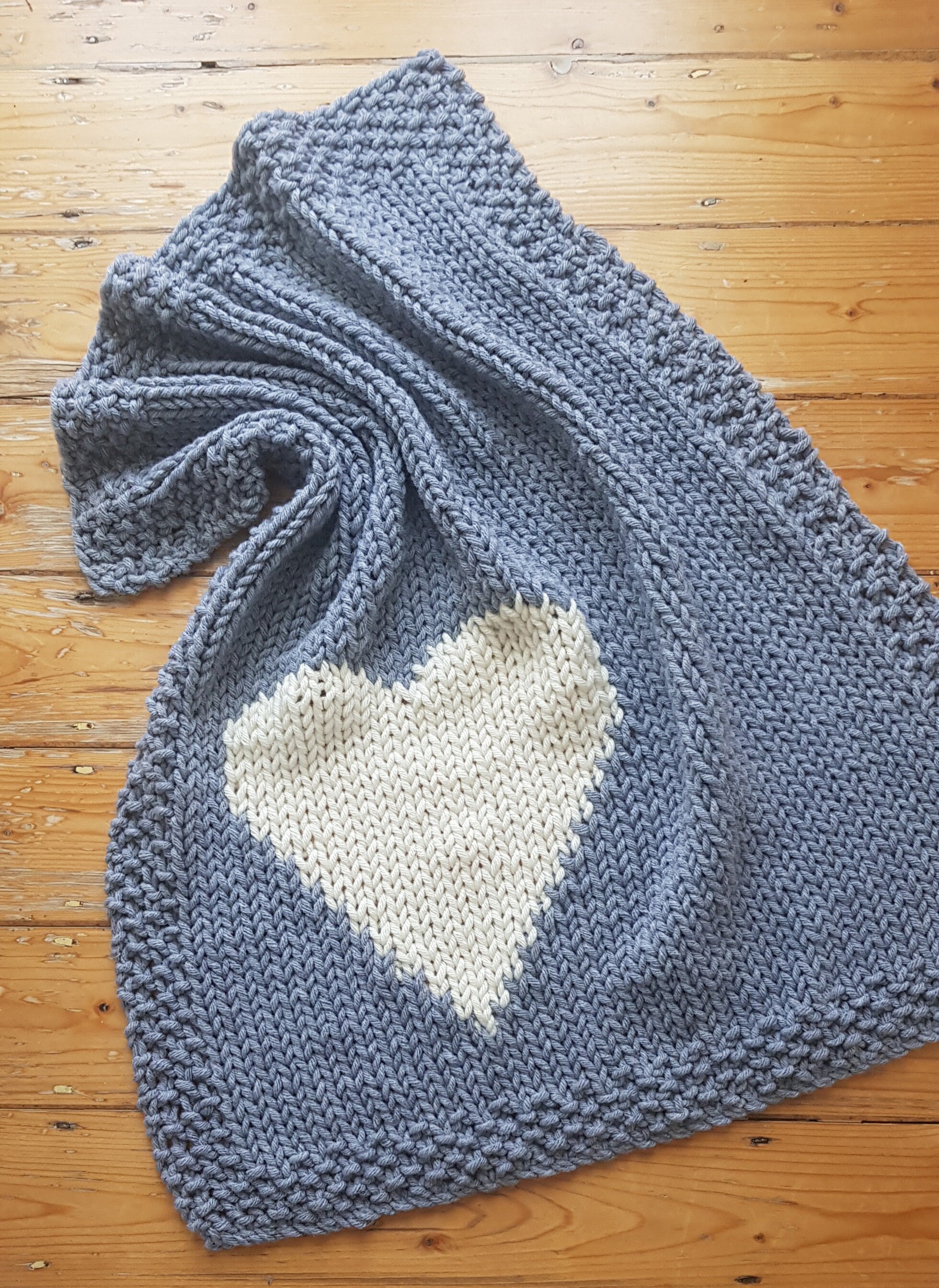 Heart Baby Blanket Knitting Pattern: Chunky Knit (PDF Pattern) - Etsy