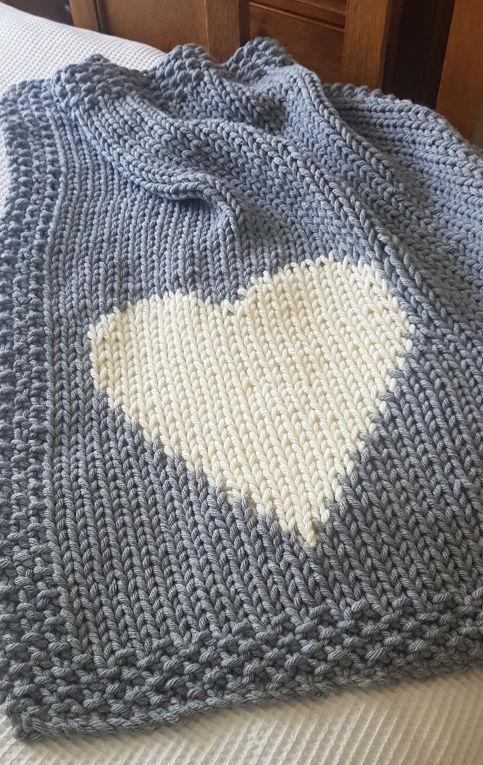 Heart Baby Blanket Knitting Pattern: Chunky Knit (PDF Pattern) - Etsy