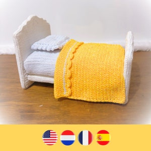 Lucy&#39;s bed crochet pattern -Amigurumi doll bed with pillow and blanket -Bed with blanket pillow crochet pattern -Furniture crochet pattern