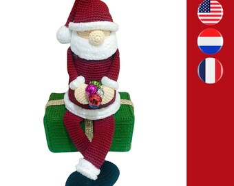 Santa's Gift crochet pattern - Santa's Kadootje haakpatroon - Santa crochet pattern - Santa haakpatroon - Modèle de crochet le Père Noël