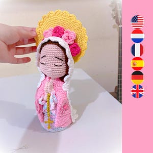 Our Lady of the Roses Häkelanleitung - Jungfrau Maria Häkelanleitung - Amigurumi Madonna - Amigurumi Madonnina - katholische Häkelarbeit - Rose