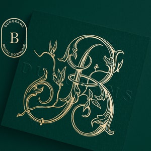 Könnte beinhalten: Ein goldfarbenes Monogramm des Buchstabens "B" mit verzierten floralen Designs auf einem dunkelgrünen Hintergrund. Das Monogramm ist von einem Kreis mit dem Text "DUOGRAMS DIGITAL DOWNLOAD" umgeben.