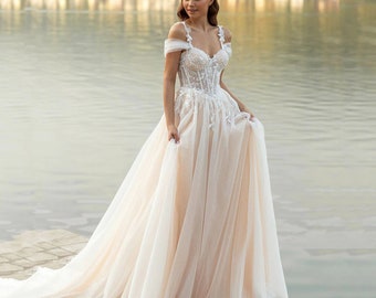 Su misura, abito da sposa da spiaggia, applique di pizzo a cuore, corsetto a spalla principessa abito da sposa, abito da sposa, abito da sposa di lusso