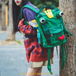 Frog doll backpack. Cute cartoon frog schoolbag. Large capacity travel bag. Green. Ideal gift image 4