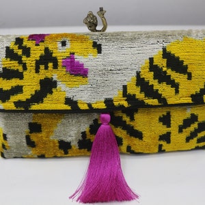 Bolso de mano de terciopelo de seda, blanco, rosa y amarillo, hecho a mano, con cierre magnético y espacio para correa de hombro, bolso pequeño, regalo único
