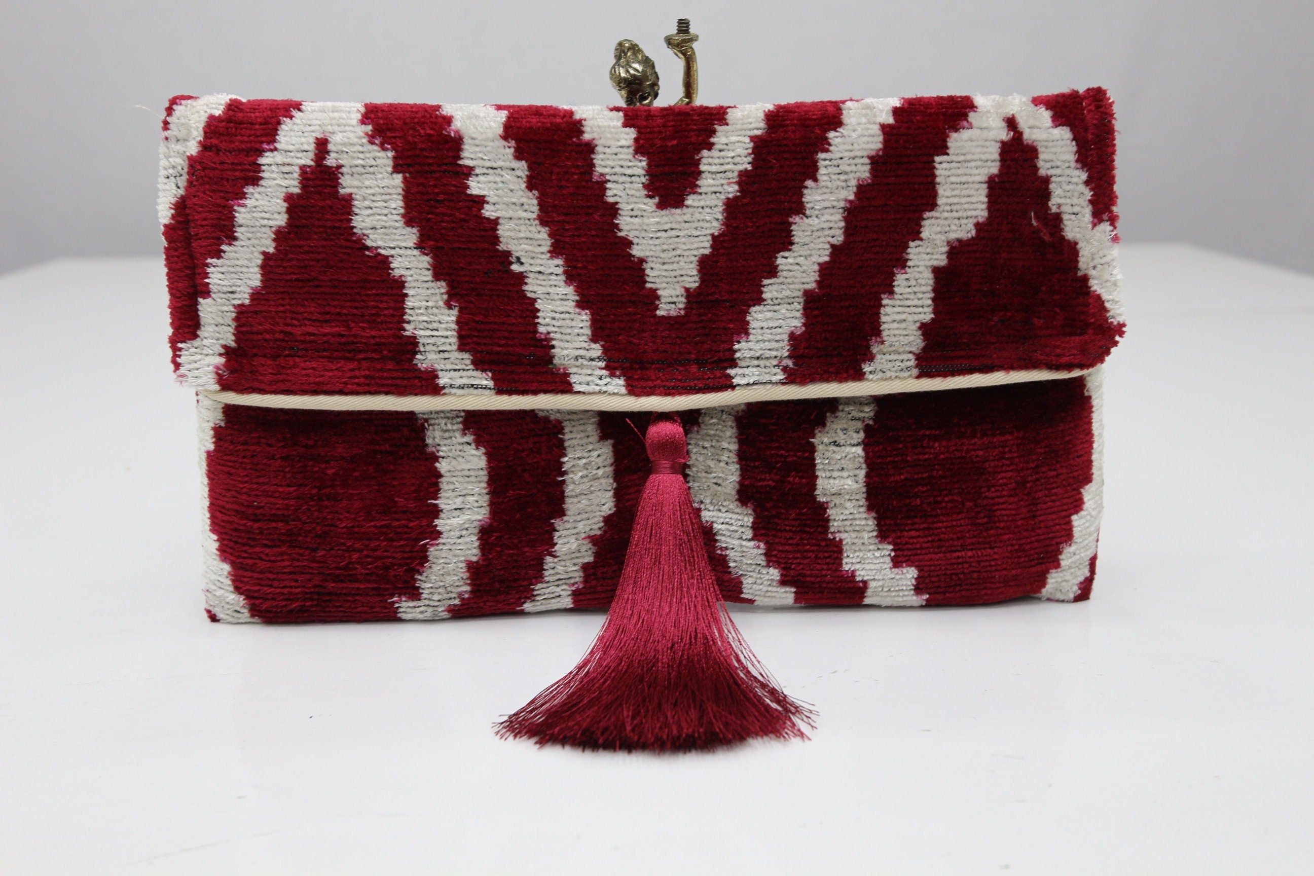 Velvet handbag Nina Ricci Burgundy in Velvet - 9469608