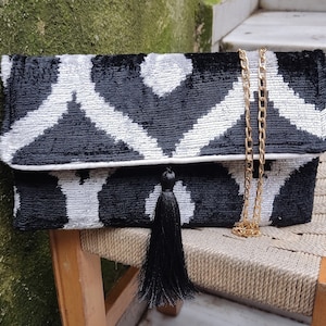Bolso de mano de terciopelo y seda en blanco y negro, hecho a mano, con cierre magnético y espacio para correa de hombro, bolso pequeño, regalo único