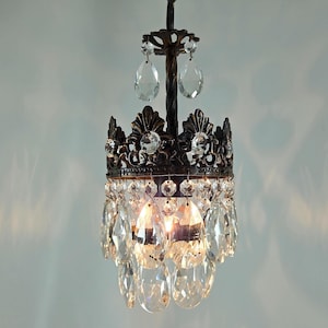 Antique French crystal chandelier, Vintage chandelier lighting fixture, Brass crystal ceiling chandelier lamp,  crystal lightings 1950s