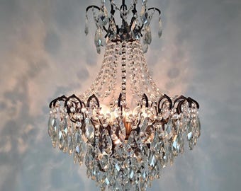 Lámpara de araña antigua francesa de cristal estilo Art Déco: Rara lámpara de techo vintage de latón estilo boho.