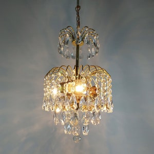 Antique French Crystal Chandelier, Vintage Brass Chandelier lighting, Victorian crystal chandelier lighting fixture, Ceiling pendant light