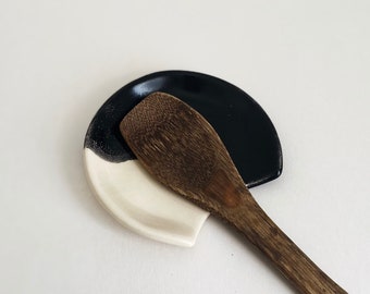 Handmade Ceramic Spoon Rest - Black and White - Pottery Kitchen Accesorie