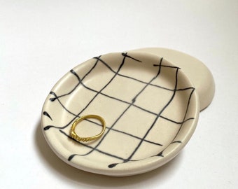 Chunky Checkered Grid Ring Dish, Organic Mini Tray Organizer, Ceramic Plate, Jewelry Storage, Table Decor, Trinket, Aesthetic Neutral Girl