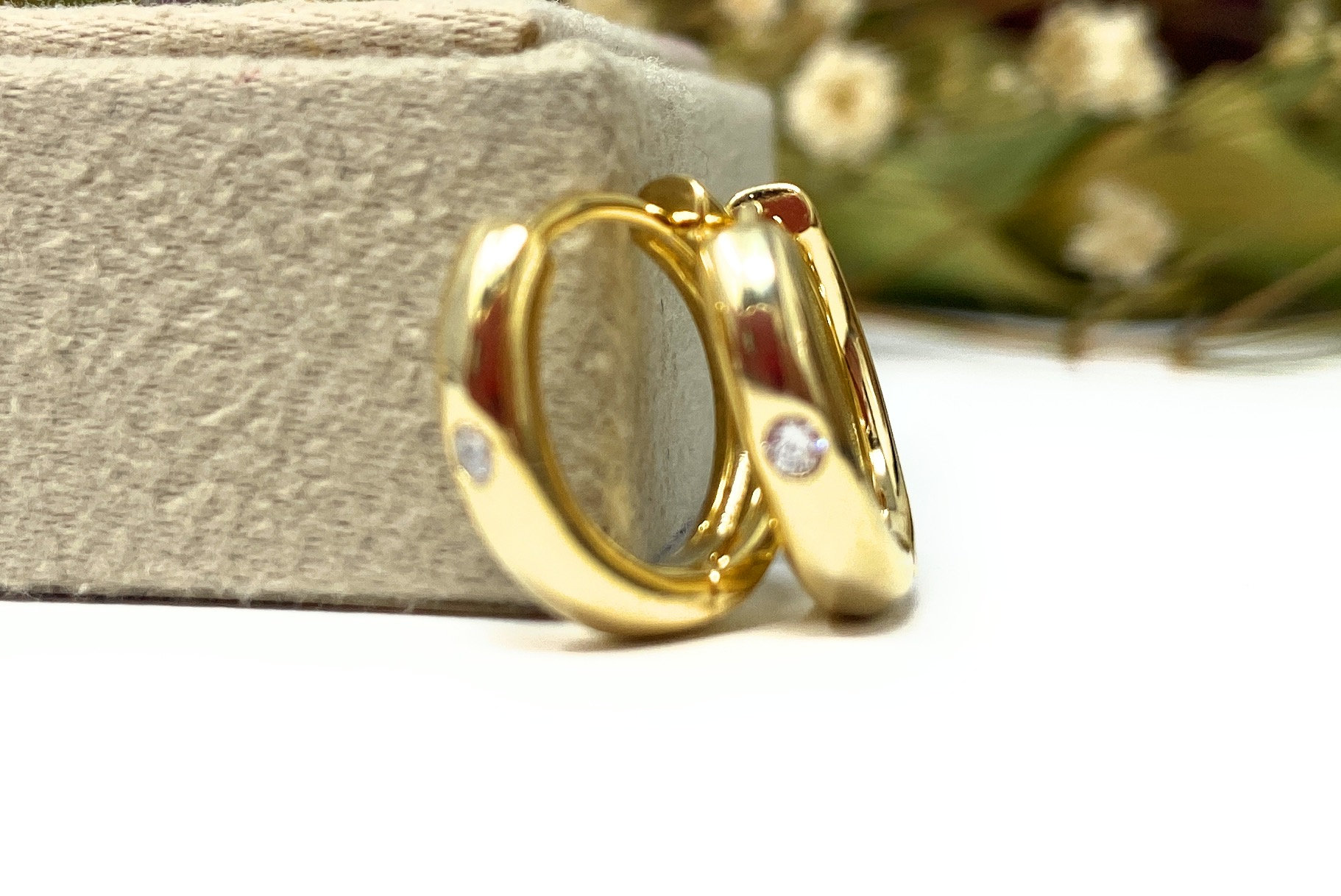 Orecchini A Cerchio Huggie In Opale, Oro Massiccio 14 Carati E 18 Carati Di Goldstore, Orecchini Perfetti Per Le Nozze, Orecchini Con Pietra Portafortuna Di Ottobre In Opale, Regalo Per Lei - Italia - Foto 5