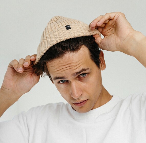 fisherman beanie beige