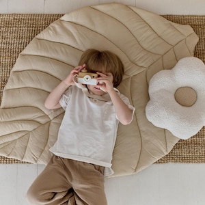 Baby Play Mat Leaf Shape | Play Mat for Tummy Time & Play – Ideal for Newborns, Infants, and Nursery Décor