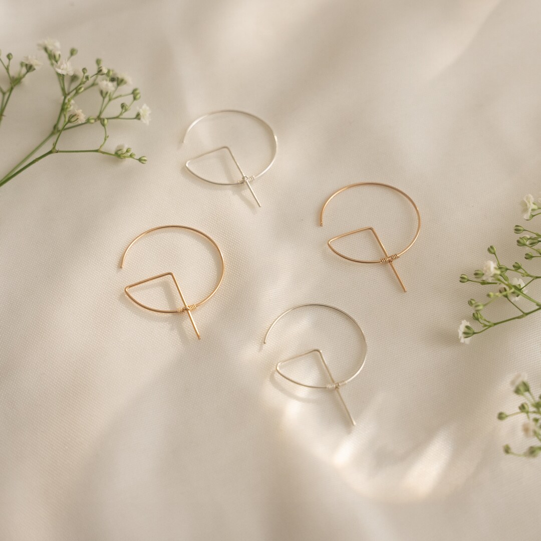 Unique Circle Hoops, Minimalist Hoops, Fine Hoops in Gold or Silver - Etsy